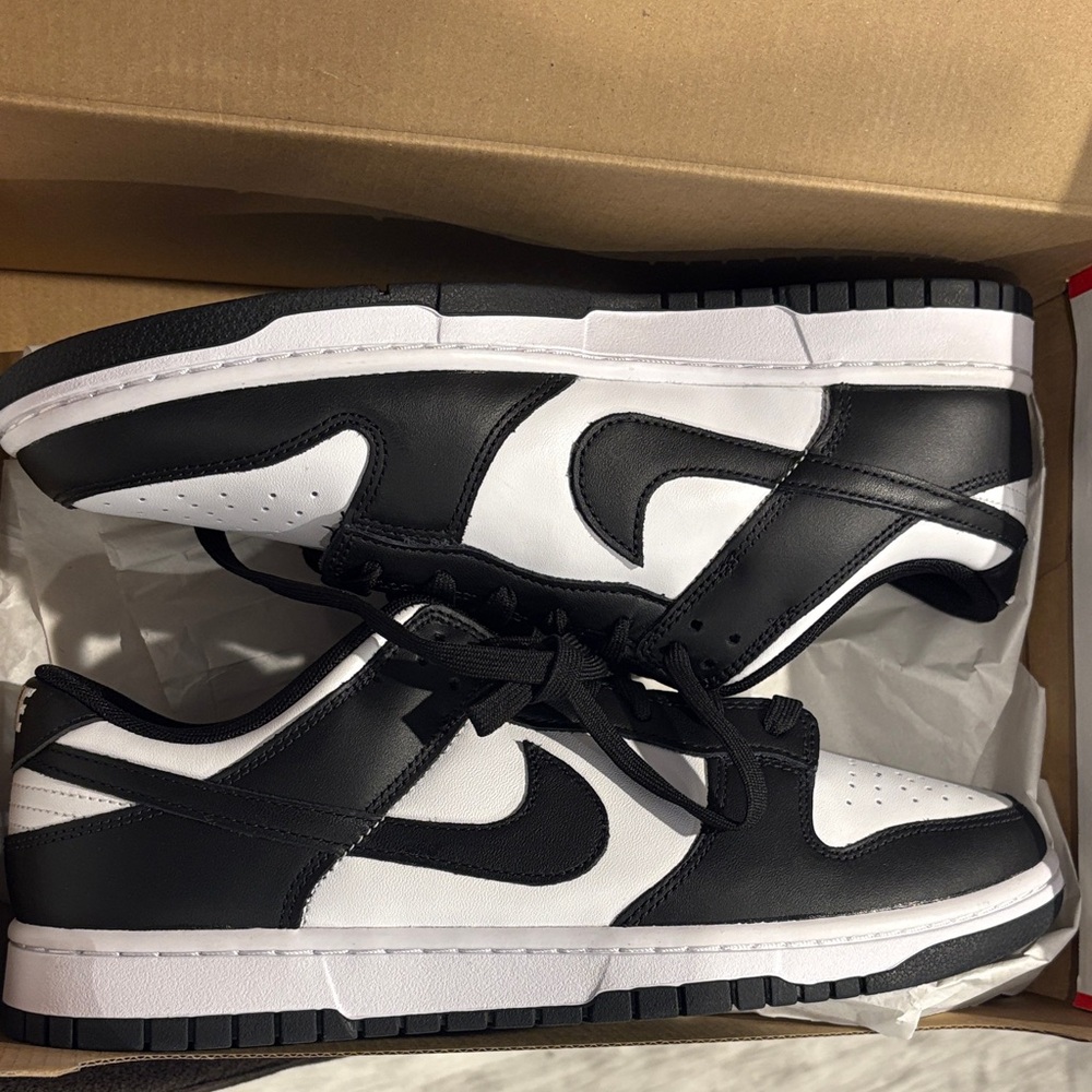 Nike Dunk Classic Black and White Low-Tops